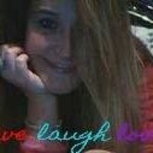 Meet your Posher, Debbie - Picture 1 of 1